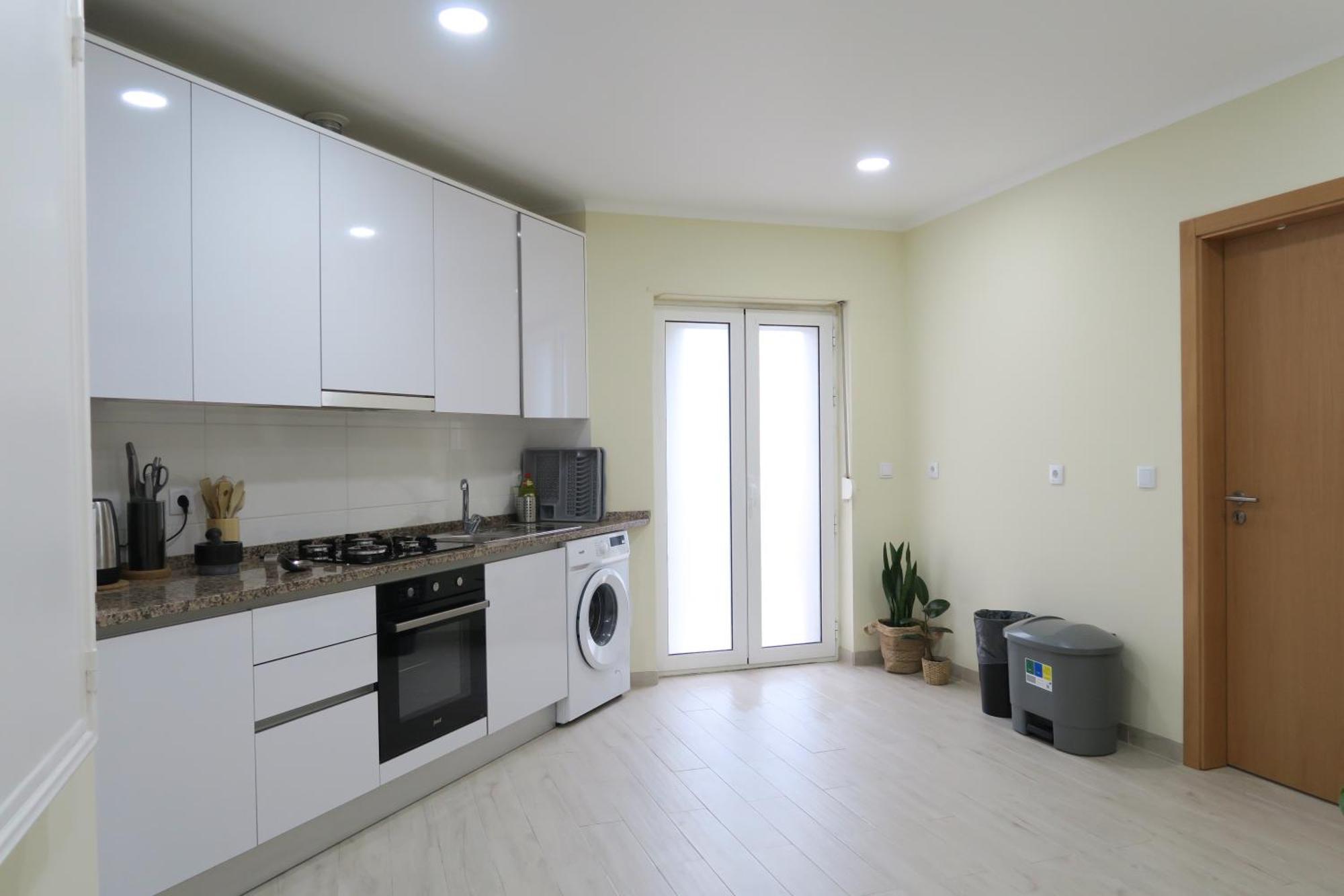 Alvalade Coliving Hub Apartment Lisbon Bagian luar foto